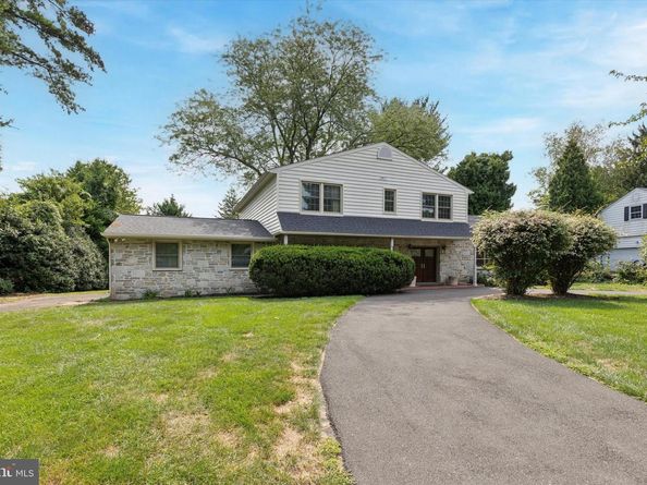 806 Hilton Lane, Elkins Park PA 19027