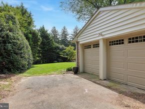 806 Hilton Lane, Elkins Park PA 19027