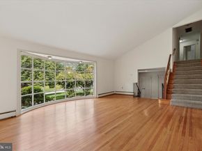 806 Hilton Lane, Elkins Park PA 19027