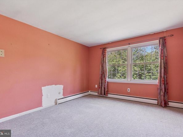 806 Hilton Lane, Elkins Park PA 19027