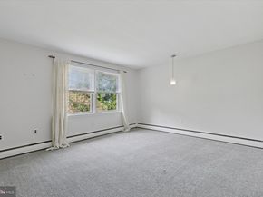 806 Hilton Lane, Elkins Park PA 19027