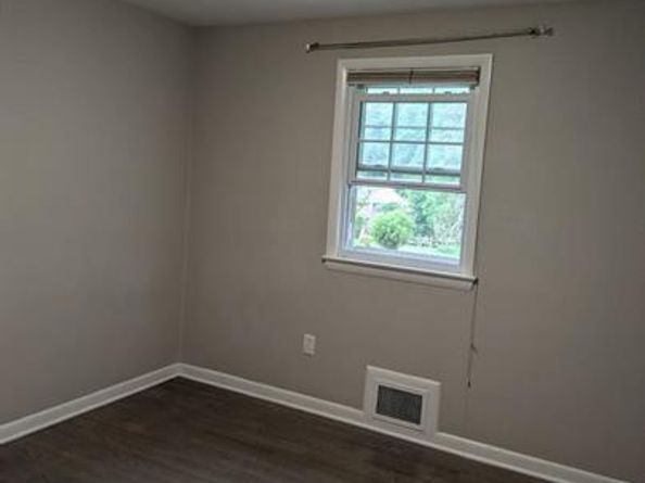 4837 Randolph Drive, Annandale VA 22003