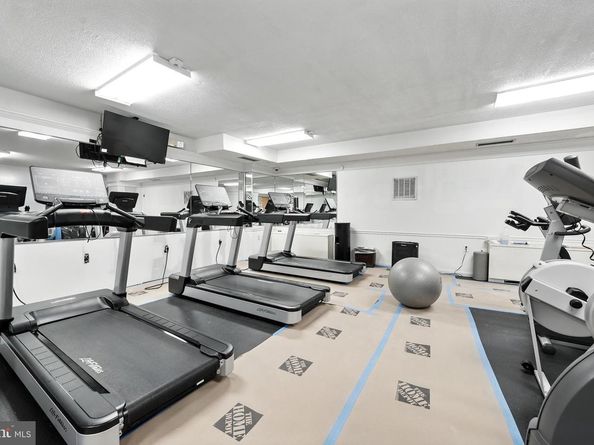 3001 Veazey Terrace NW 1102, Washington DC 20008