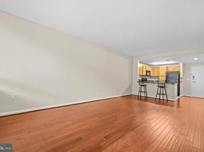 350 G Street SW N614, Washington DC 20024