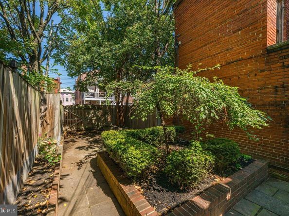 221 M Street NW, Washington DC 20001