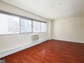 2101 Chestnut Street 1024, Philadelphia PA 19103