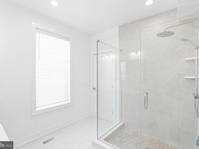6706 Cinnaminson Court, Philadelphia PA 19128