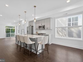 6706 Cinnaminson Court, Philadelphia PA 19128