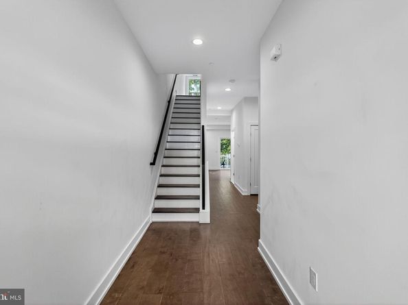 6706 Cinnaminson Court, Philadelphia PA 19128