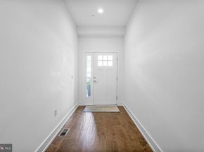 6706 Cinnaminson Court, Philadelphia PA 19128