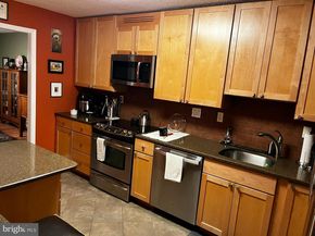203 Yoakum Parkway 1512, Alexandria VA 22304