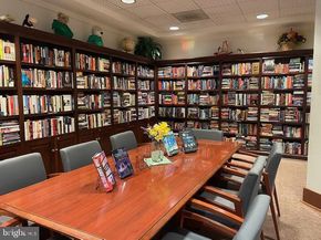 203 Yoakum Parkway 1512, Alexandria VA 22304