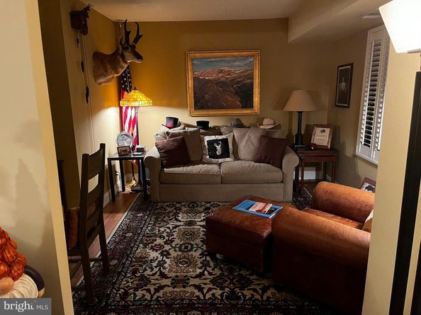203 Yoakum Parkway 1512, Alexandria VA 22304