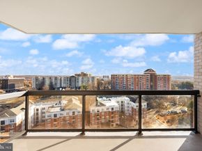 203 Yoakum Parkway 1512, Alexandria VA 22304