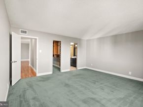 203 Yoakum Parkway 1512, Alexandria VA 22304