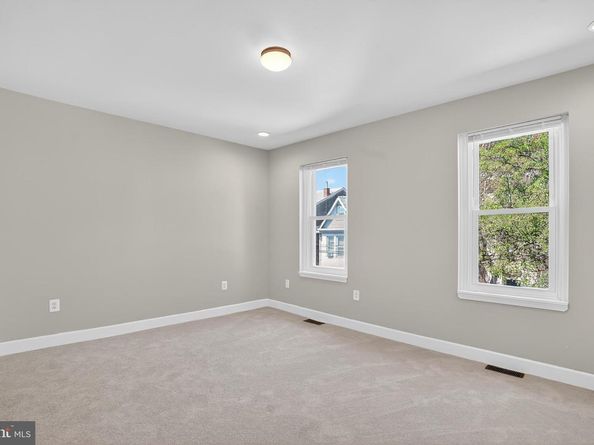 133 Hermit Street, Philadelphia PA 19127