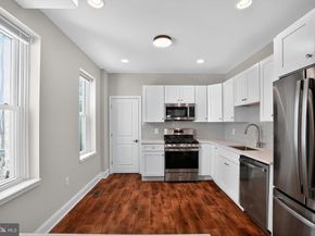 133 Hermit Street, Philadelphia PA 19127