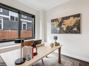 105 Tapawingo Road SW, Vienna VA 22180