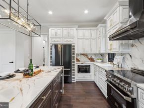 105 Tapawingo Road SW, Vienna VA 22180