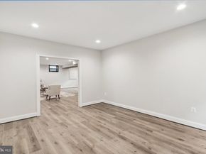105 Tapawingo Road SW, Vienna VA 22180