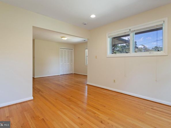 7702 Leesburg Drive, Bethesda MD 20817