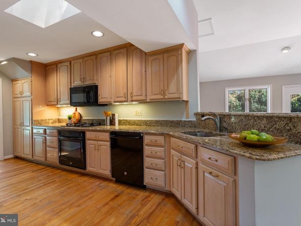 7702 Leesburg Drive, Bethesda MD 20817