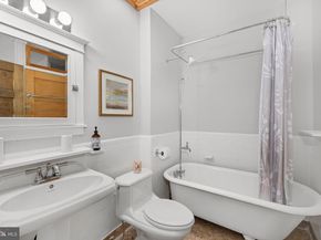 1748 Kenyon Street NW, Washington DC 20010