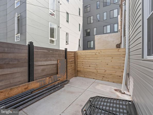 2331 N Front Street, Philadelphia PA 19133