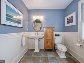 2390 Pineview Drive, Malvern PA 19355