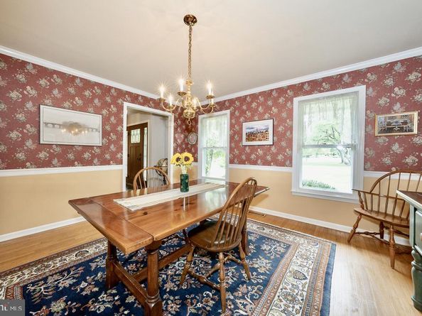 2390 Pineview Drive, Malvern PA 19355