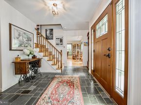 2390 Pineview Drive, Malvern PA 19355