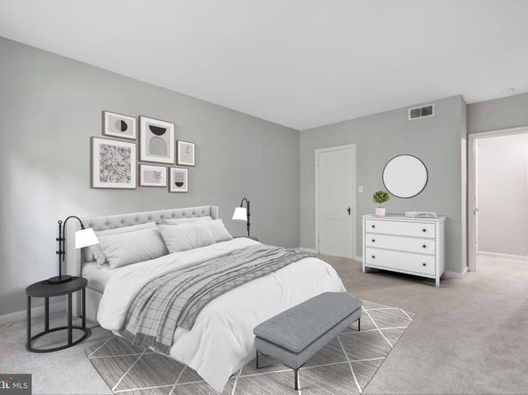 1909 N Rhodes Street 30, Arlington VA 22201