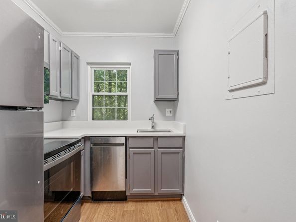 1909 N Rhodes Street 30, Arlington VA 22201