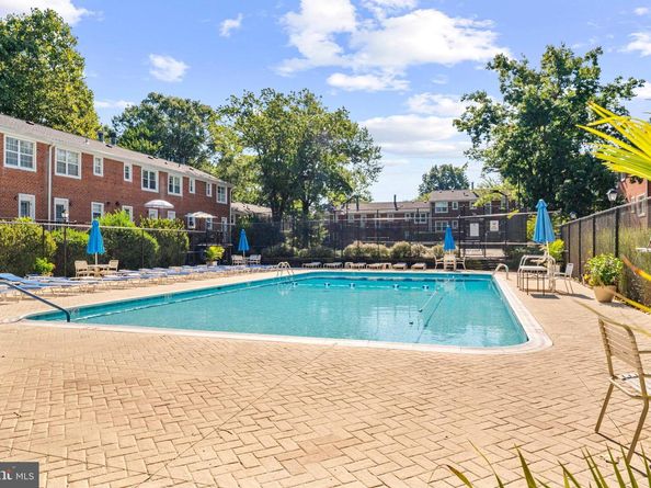 4629 28TH Road S B, Arlington VA 22206