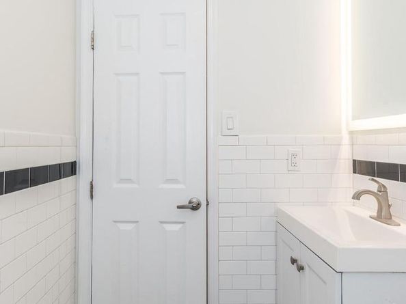 2419 N 5TH Street, Philadelphia PA 19133