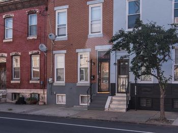 2419 N 5TH Street