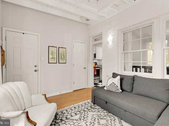 2650 39TH Street NW 3, Washington DC 20007