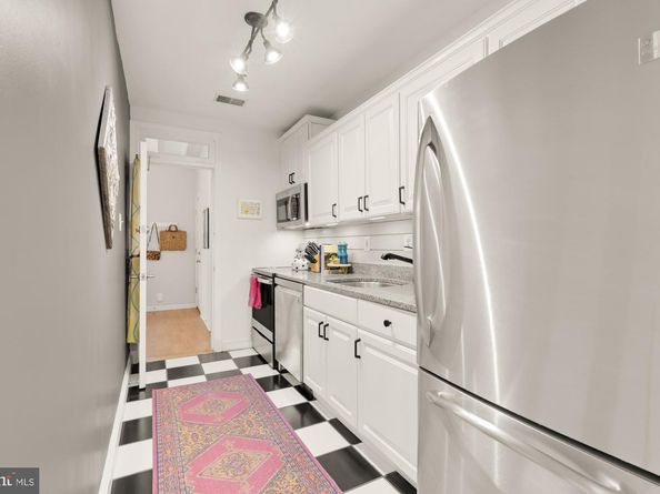 2650 39TH Street NW 3, Washington DC 20007