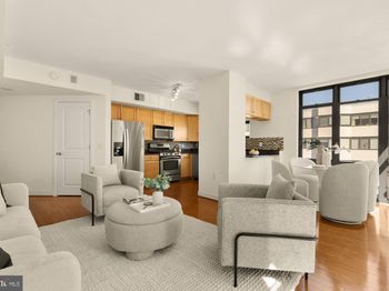 1117 10TH Street NW