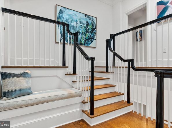 1524 33rd Street NW, Washington DC 20007