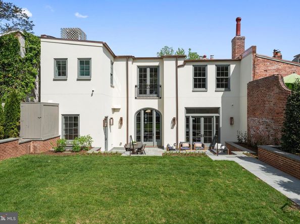 1524 33rd Street NW, Washington DC 20007
