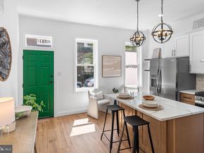 1537 Lombard Street, Philadelphia PA 19146