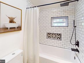 1537 Lombard Street, Philadelphia PA 19146