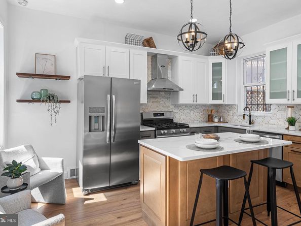 1537 Lombard Street, Philadelphia PA 19146