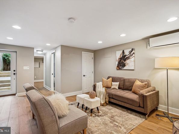 1812 T Street NW, Washington DC 20009
