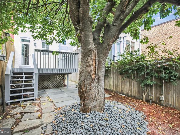 1812 T Street NW, Washington DC 20009