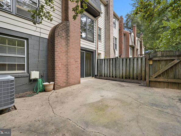 9611 Scotch Haven Drive, Vienna VA 22181