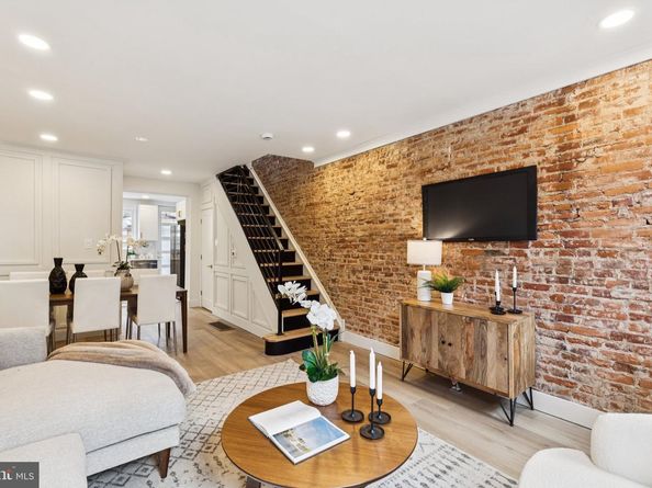 1745 S Hicks Street, Philadelphia PA 19145