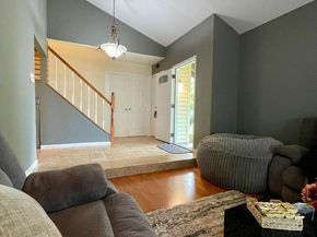 111 Park Hill Lane, Sterling VA 20164