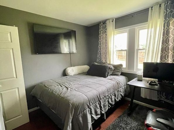111 Park Hill Lane, Sterling VA 20164